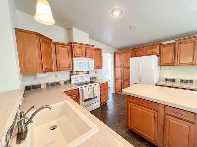 Foto del edificio - HOUSE - CORNVILLE - OAK CREEK VALLEY