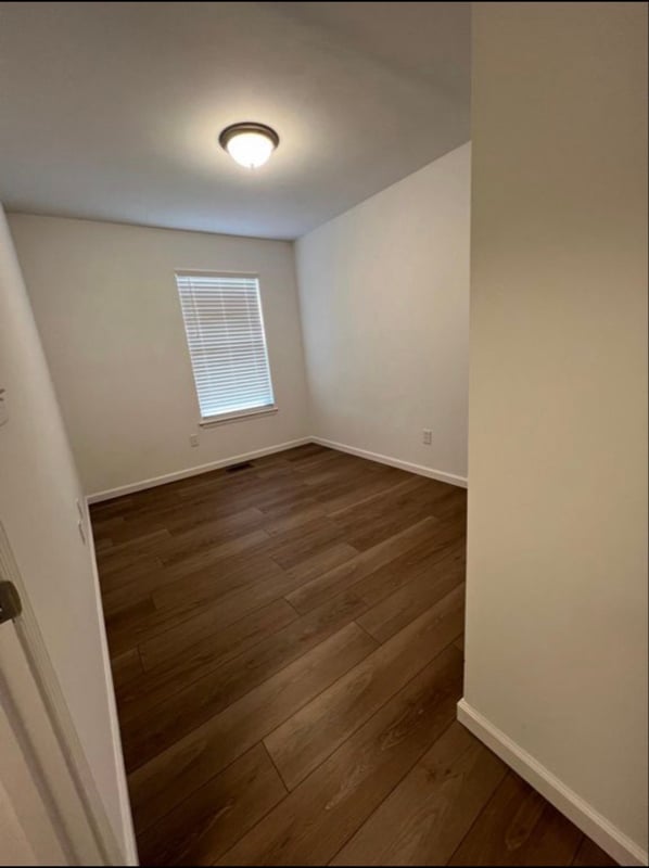 Building Photo - 823 Navajo Trail