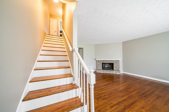 Building Photo - 1305 Forest Ave