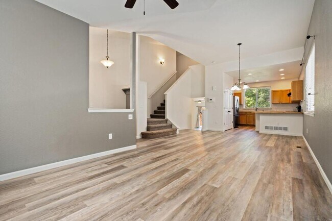Foto del edificio - 4415 Wolcott Dr