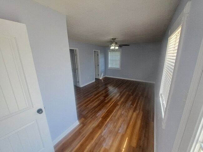 Foto del edificio - 217 Fairfield Ave