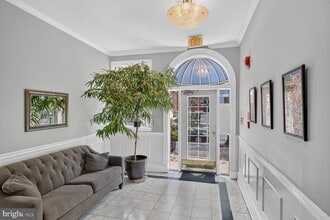 Building Photo - 1736 18th St NW