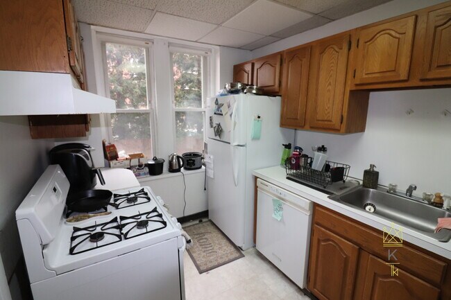 Foto del edificio - 44 Longwood Ave
