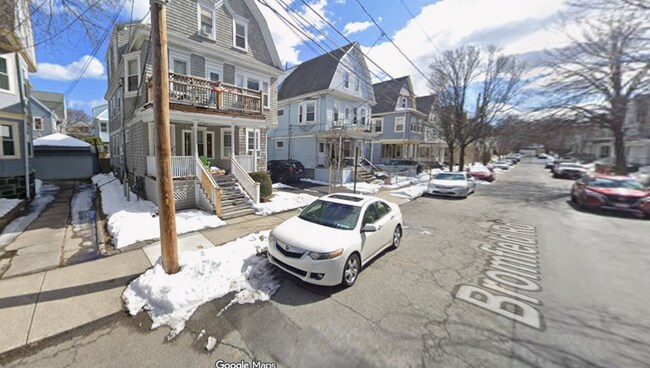 Building Photo - 69 Bromfield Rd