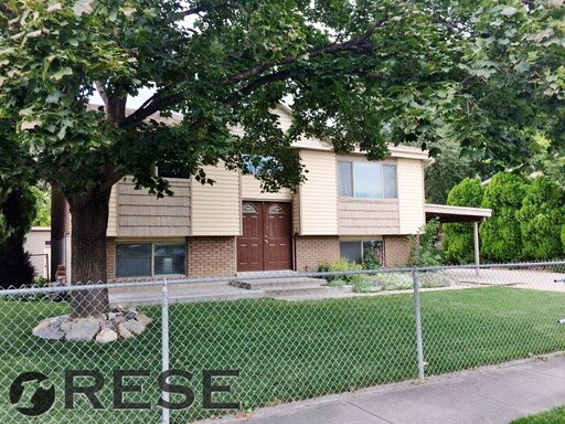 Building Photo - 10554 S Clearview Dr