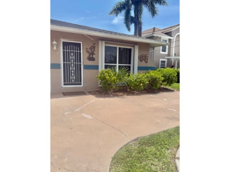 Primary Photo - 1 bedroom 1 bath duplex- SW Cape -Water In...