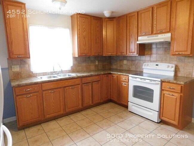 Building Photo - 4552 Schumacher Rd