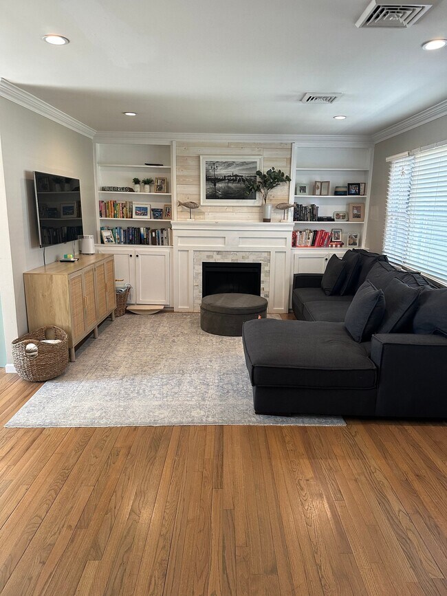 Foto del edificio - 46 Asbury Ave