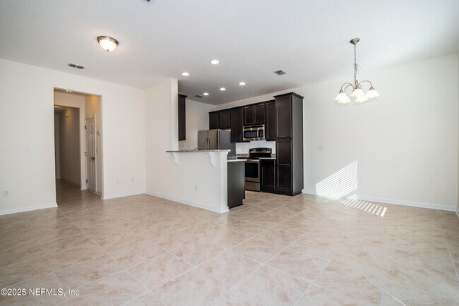 Foto del edificio - 129 Moultrie Village Ln
