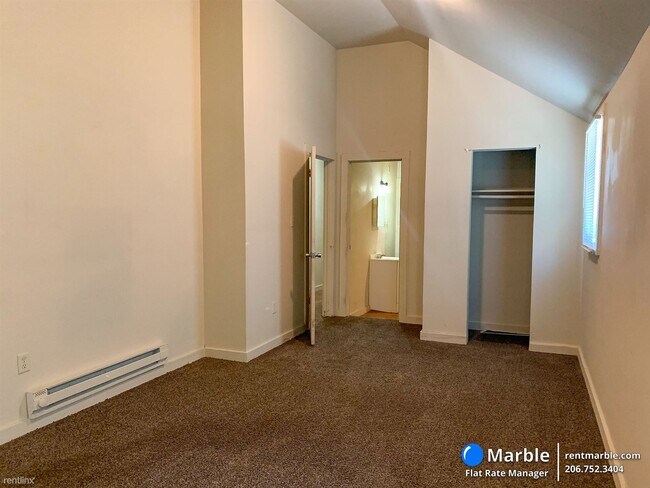 Building Photo - 5 br, 2 bath House - 640 N Berwick Ave