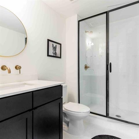 Foto del edificio - 3721 N Hall St