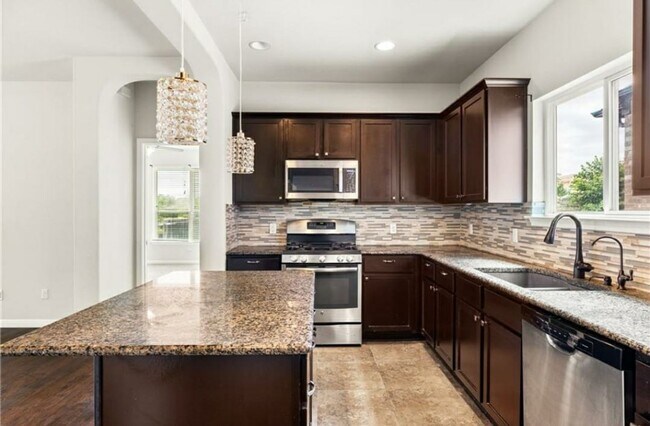 Foto del edificio - 3451 Mayfield Ranch Blvd