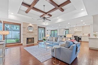 Building Photo - 2411 Marlton Dr
