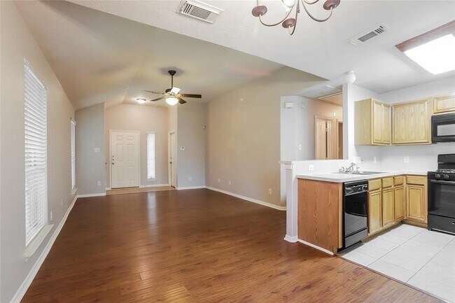 Building Photo - 6723 Highwind Bend Ln