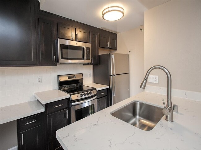Building Photo - Tower 737 Condominium Rentals