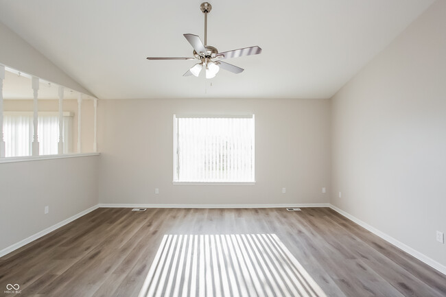 Foto del edificio - 3217 Cherry Lake Rd