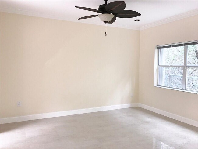 Building Photo - 1295 Weeping Willow Way