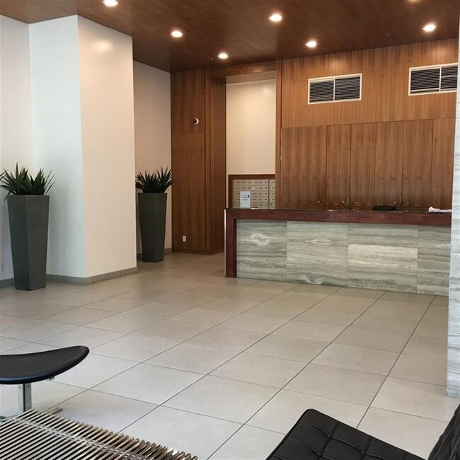 Building Photo - 233 Robson St