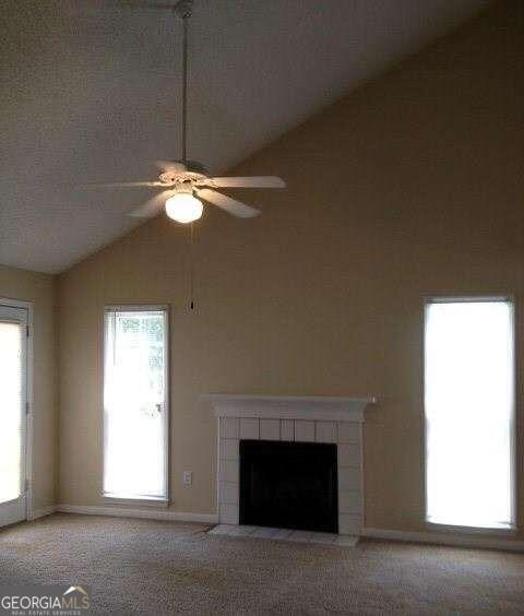 Foto del edificio - 132 Warren Way