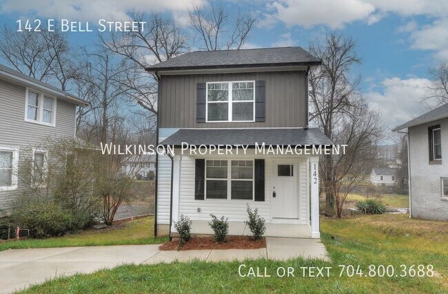 Building Photo - Contemporary 3BR, 2.5BTH Home Featuring a ...