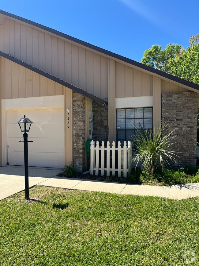 Building Photo - 6180 Olympic Ct