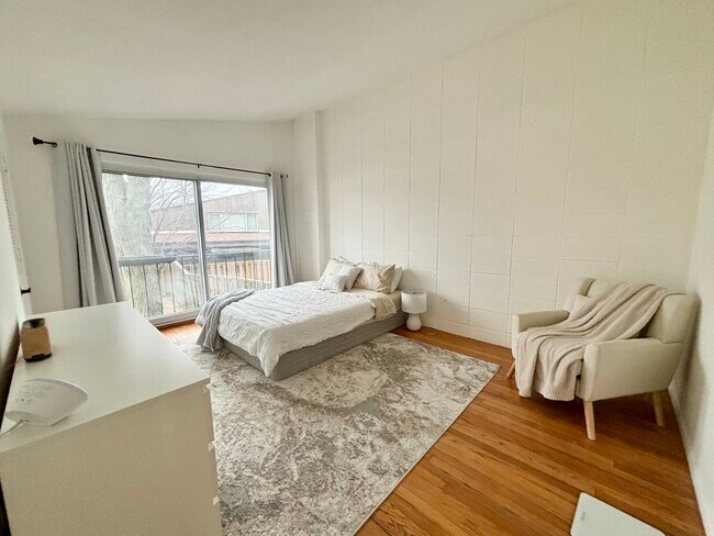 Foto del edificio - 434 Park Ln