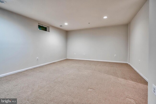 Building Photo - 3015 Hockley Mill Dr