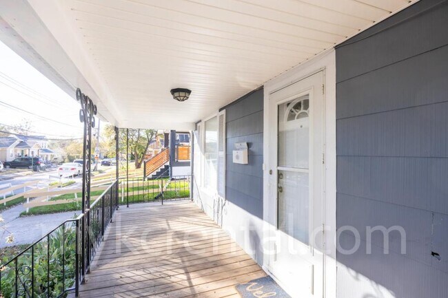 Building Photo - 4306 Fisher St