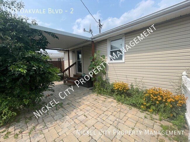 Foto del edificio - 193 Oakvale Blvd