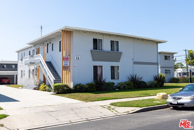 Foto del edificio - 5784 Corbett St