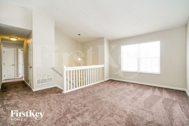 Foto del edificio - 5993 Brookmont Dr