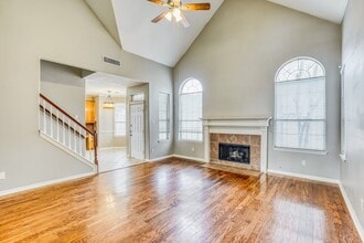 Building Photo - 3931 Echo Mountain Dr