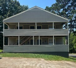 Building Photo - 3 Ashbury Ct