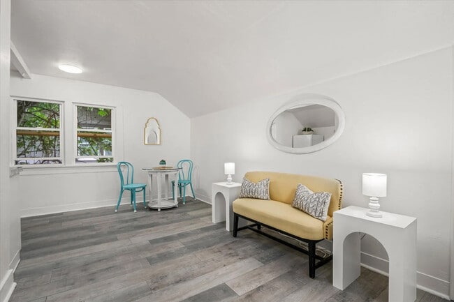 Photo - 561 Madison St Apartment