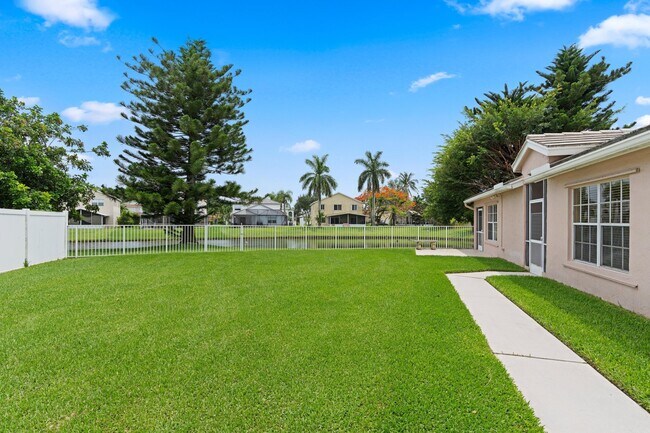 Building Photo - 8901 Odell Dr