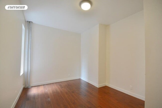 Building Photo - 530 W 123rd St