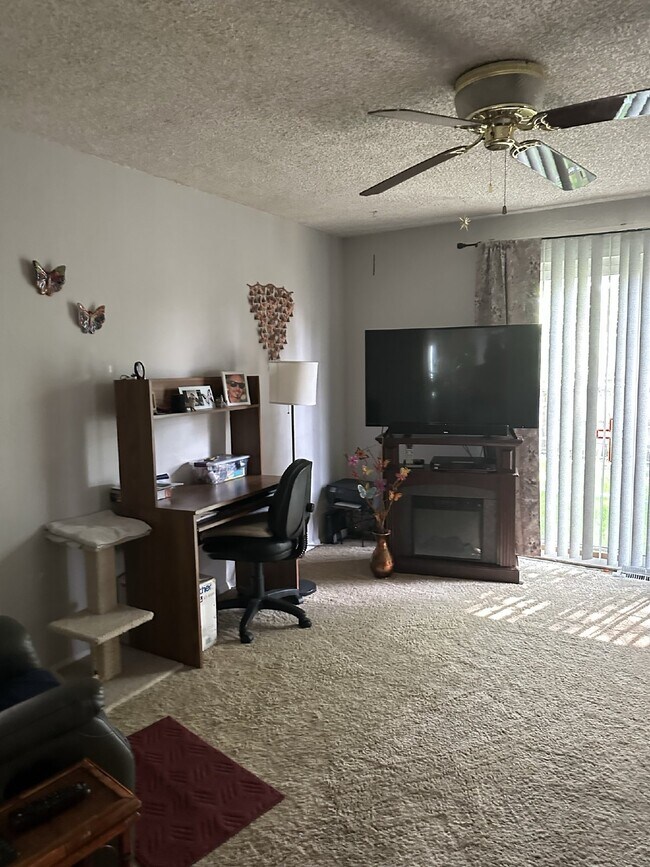 Foto del edificio - Don't Miss Out This 3 Bed/1 Bath Home in C...