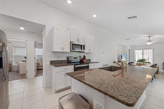 Building Photo - 17927 Blissful Stars Dr