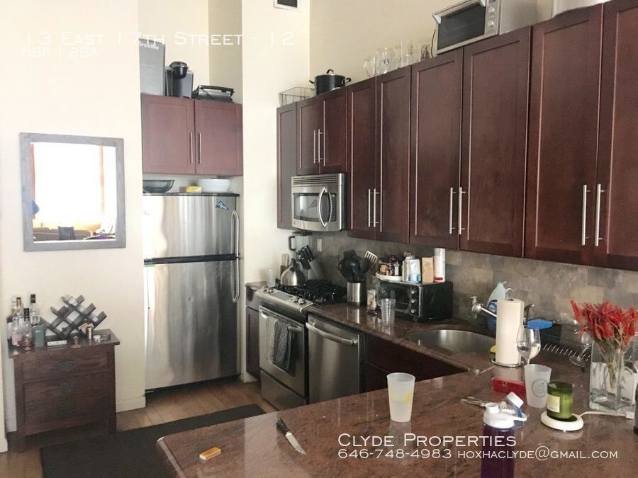 Foto del edificio - RARELY VACANT 6 Bedroom in PRIME Gramercy!