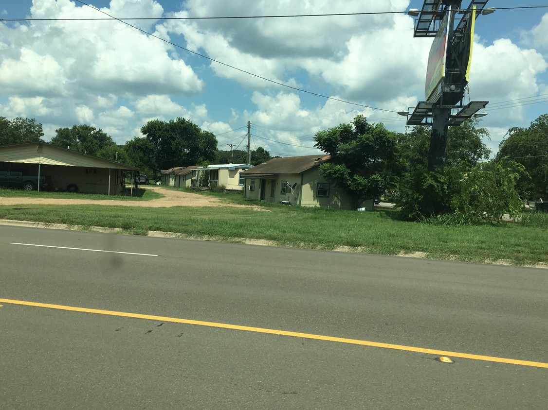 Primary Photo - Rental Units in Cuero Texas