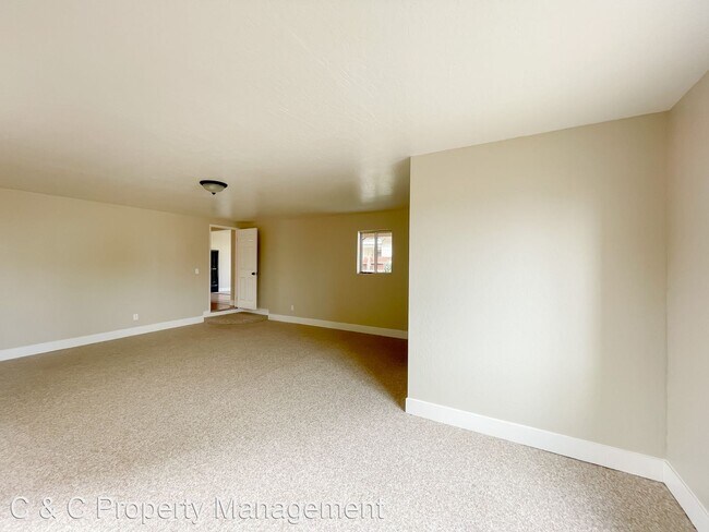 Foto del edificio - 4 br, 2 bath House - 11580 Preston Street