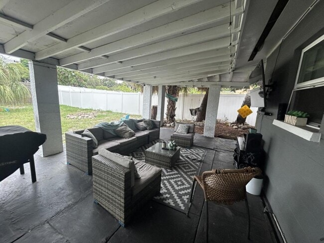 Foto del edificio - 5508 1st Ave Dr NW