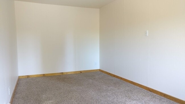 Building Photo - Cozy 1 Bd and 1 Ba apartment for rent in stand alone building.