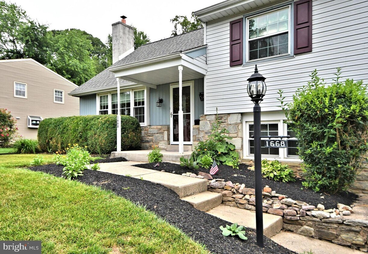 1668 Aidenn Lair Rd, Dresher, PA 19025 House for Rent in Dresher, PA