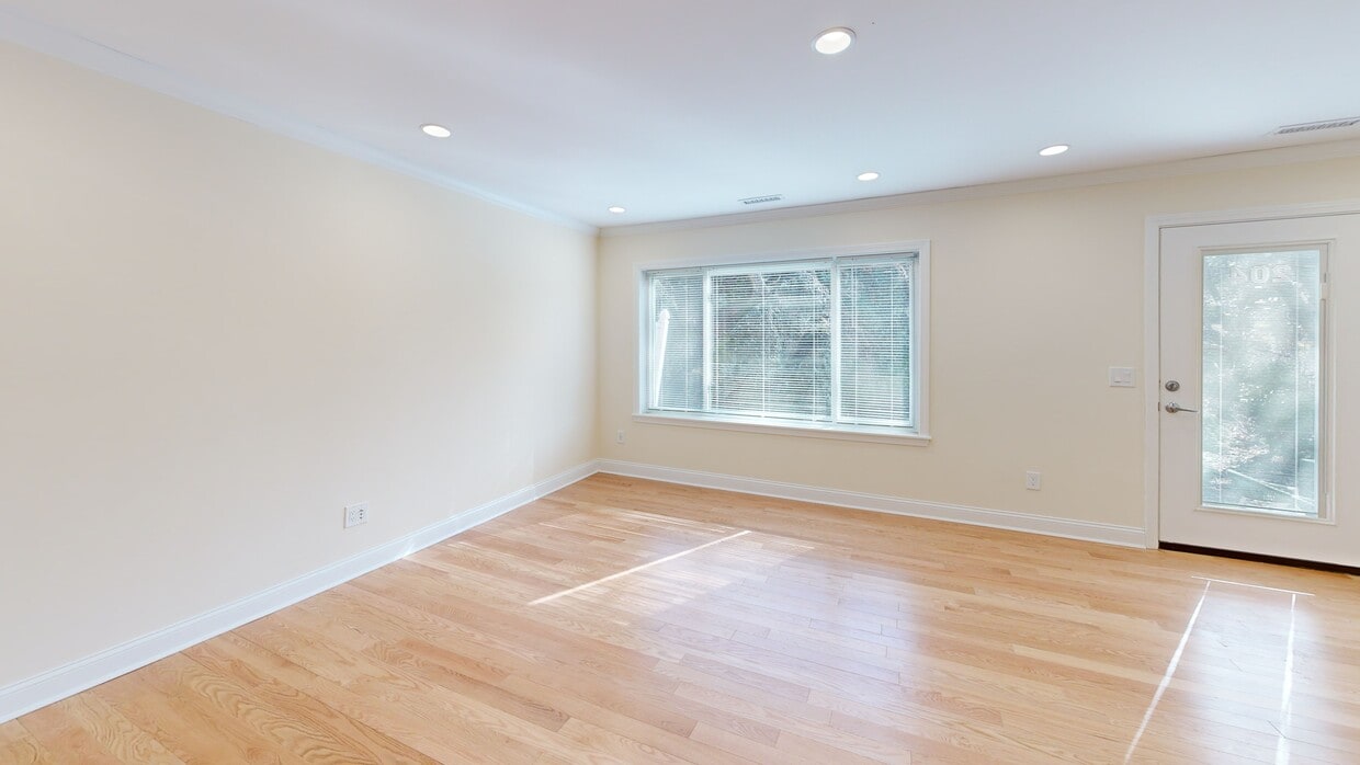 Photo - 20 Thornton Rd Townhomes