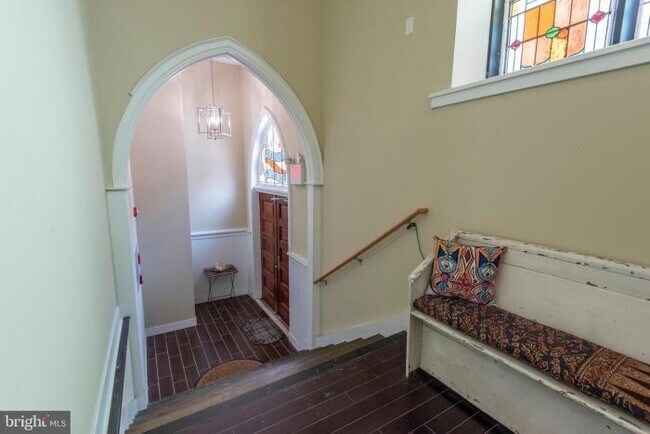 Building Photo - 2 bedroom in Philadelphia PA 19130