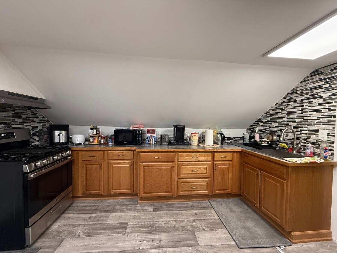 Foto principal - 1686 Slaterville Rd