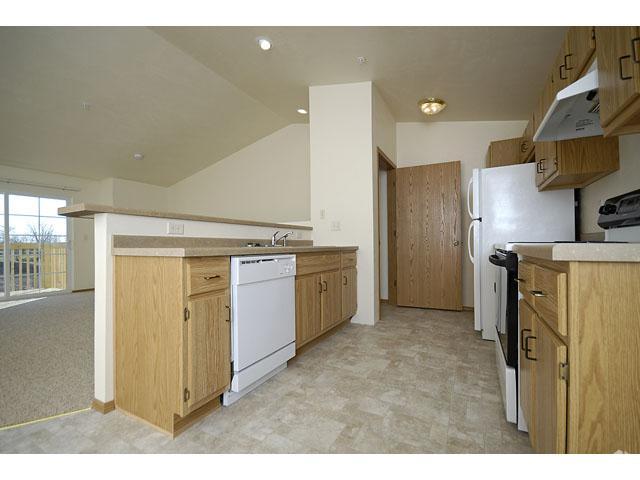 Kitchen - Stone Meadows Apartments