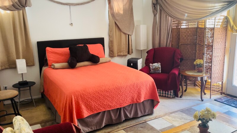Foto principal - 11749 Lily Rubin Ave
