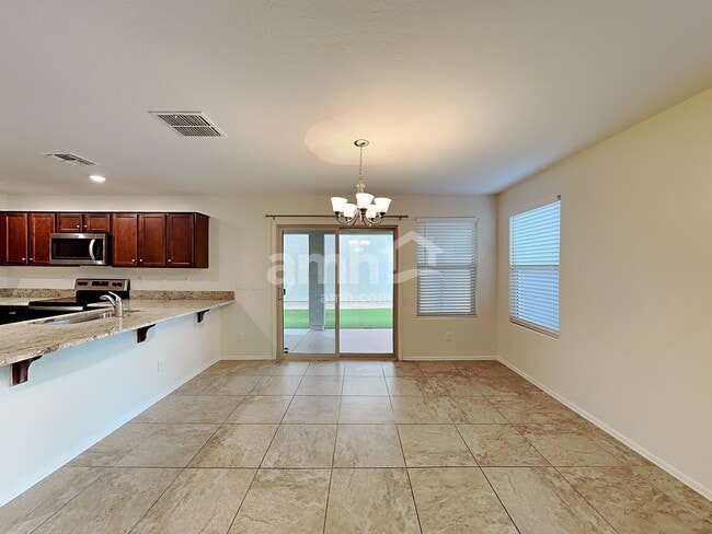 Building Photo - 6833 E Posada Cir